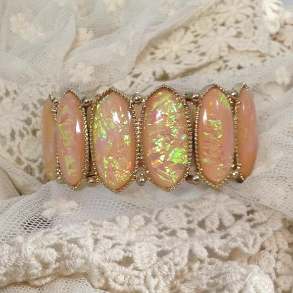 Iridescent Foil Glass Stretch Bracelet - Picture 2 of 6